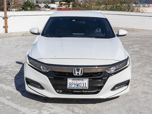 2020 Honda Accord 