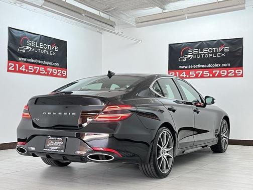 2024 Genesis G70 2.5T RWD