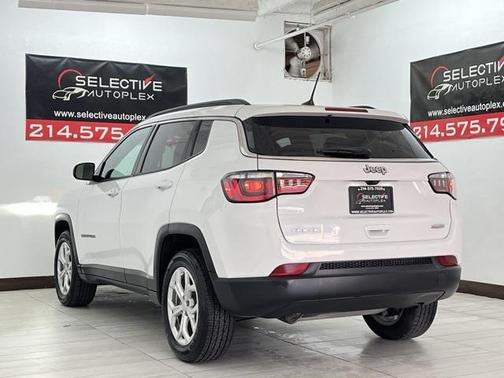 2024 Jeep Compass Latitude