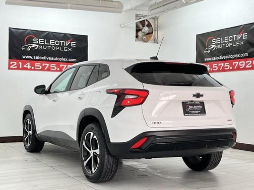 2024 Chevrolet Trax FWD 1RS