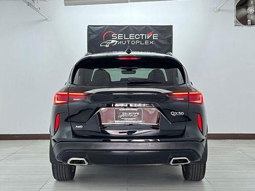 Black Obsidian 2023 INFINITI QX50 LUXE AWD