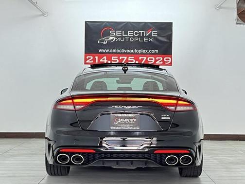 2022 Kia Stinger GT2