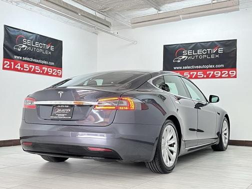 2020 Tesla Model S Long Range