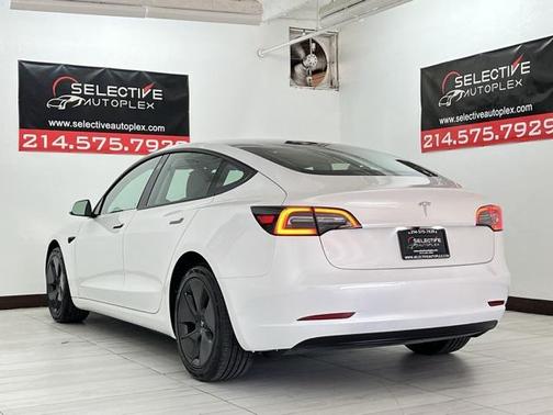 2023 Tesla Model 3 Standard Range