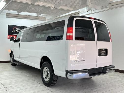 2019 Chevrolet Express 3500 LT