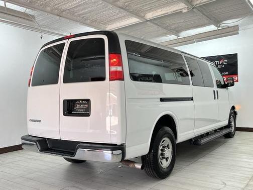 2019 Chevrolet Express 3500 LT