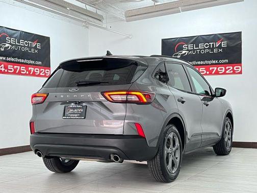 2025 Ford Escape ST-Line