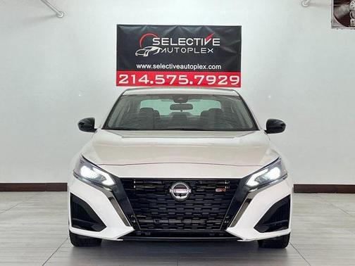 2025 Nissan Altima SR FWD