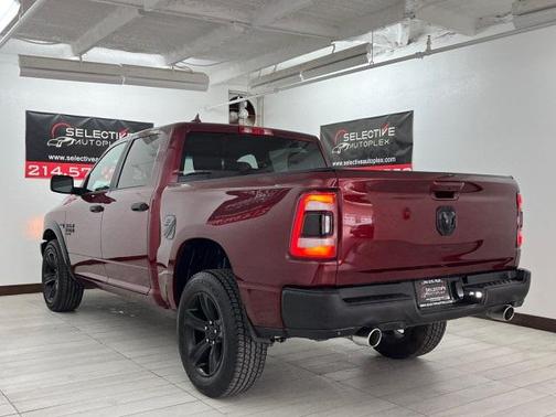 2021 RAM 1500 Classic Warlock Crew Cab 4x4 5'7' Box