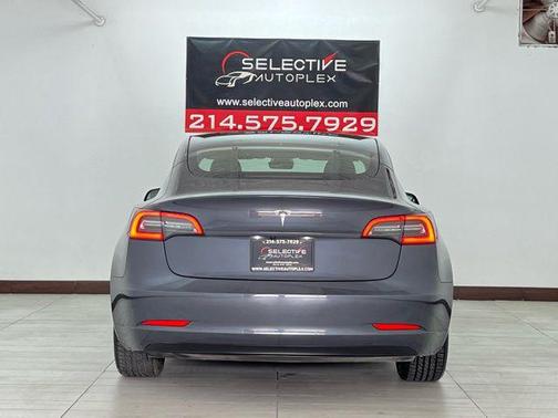 2023 Tesla Model 3 Standard Range