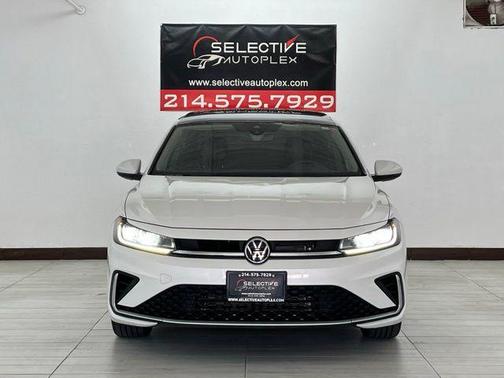 Opal White 2025 Volkswagen Jetta 1.5T SE