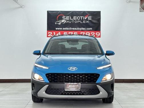 2022 Hyundai KONA SEL