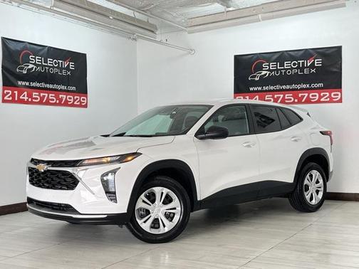 2024 Chevrolet Trax LS