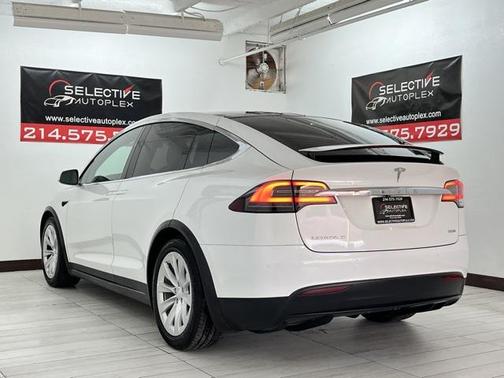 2017 Tesla Model X 90D
