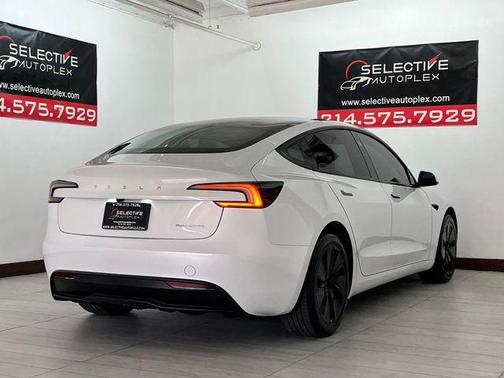 Pearl White Multi-Coat 2025 Tesla Model 3 Long Range