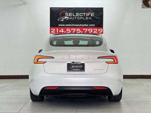 Pearl White Multi-Coat 2025 Tesla Model 3 Long Range