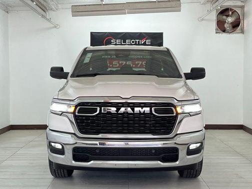 Bright White Clearcoat 2025 RAM 1500 Big Horn/Lone Star