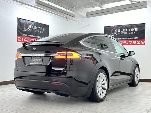 2017 Tesla Model X 75D