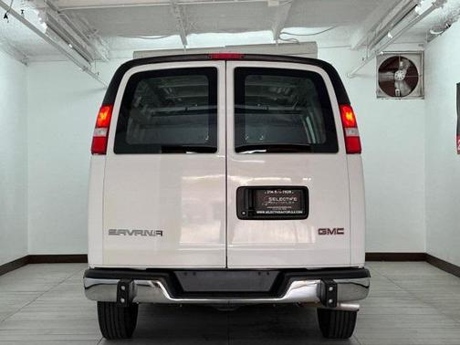2022 GMC Savana 2500 Work Van