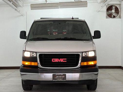2022 GMC Savana 2500 Work Van