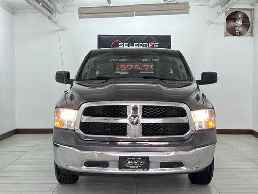 Granite Crystal Metallic Clearcoat 2024 RAM 1500 Classic SLT