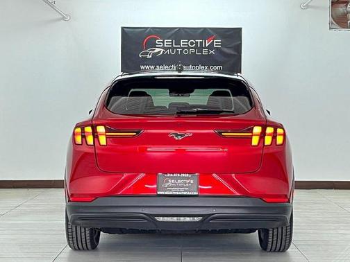 2021 Ford Mustang Mach-E Select