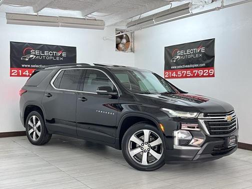 2022 Chevrolet Traverse LT Leather