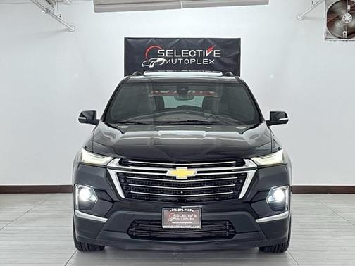 2022 Chevrolet Traverse LT Leather