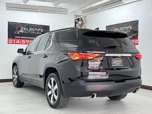 2022 Chevrolet Traverse LT Leather