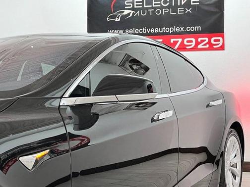 2017 Tesla Model S 90D