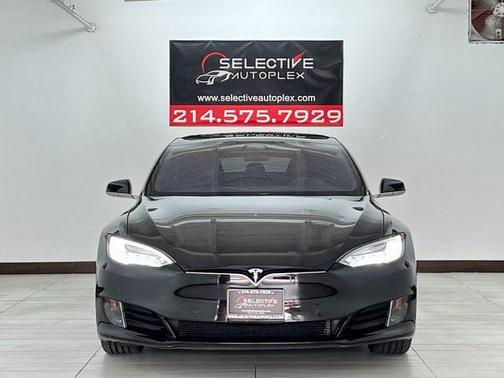 2017 Tesla Model S 90D