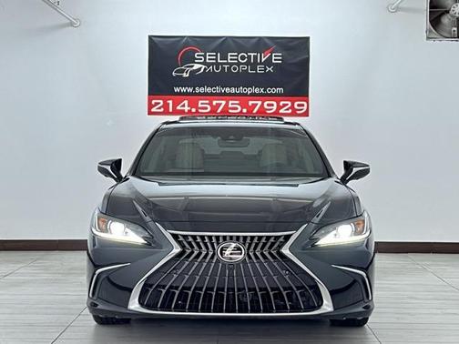 2024 Lexus ES 300h Luxury