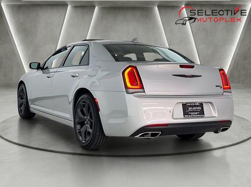 Silver Mist Clearcoat 2023 Chrysler 300 S