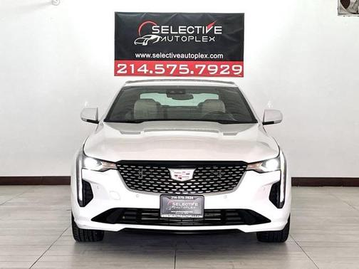 2023 Cadillac CT4 Premium Luxury