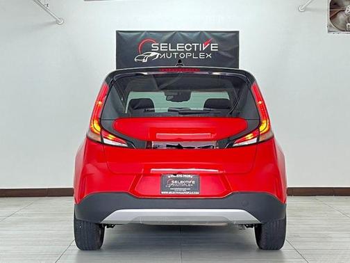 2024 Kia Soul S