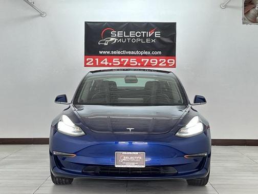 2019 Tesla Model 3 Mid Range