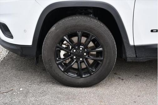 2023 Jeep Cherokee Altitude