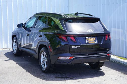 Black Pearl 2024 Hyundai TUCSON SEL
