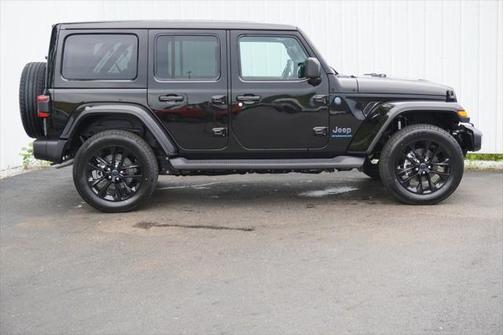 2025 Jeep Wrangler Sahara 4xe