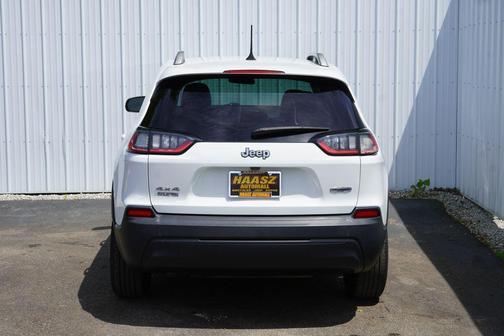 Bright White Clearcoat 2019 Jeep Cherokee Latitude Plus