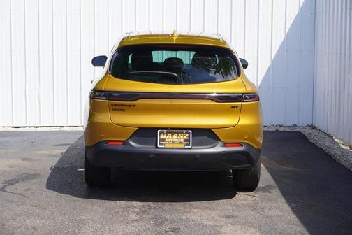 Acapulco Gold 2023 Dodge Hornet GT Plus