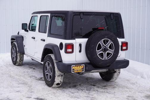 2022 Jeep Wrangler Unlimited Sport