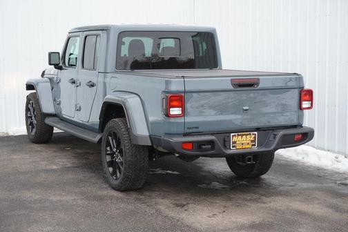 2024 Jeep Gladiator Nighthawk