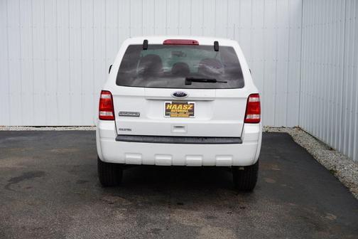 2010 Ford Escape XLS