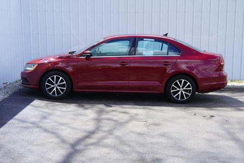 Cardinal Red Metallic 2017 Volkswagen Jetta 1.4T SE