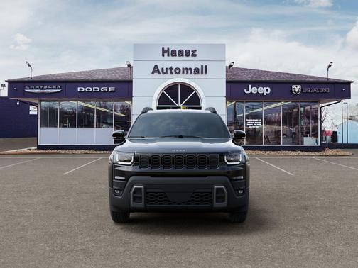 Diamond Black Crystal Pearlcoat 2026 Jeep Cherokee Limited