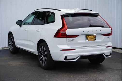 2024 Volvo XC60 B5 Core