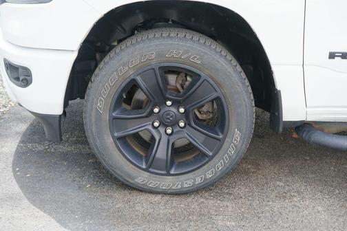Bright White Clearcoat 2023 RAM 1500 Big Horn/Lone Star
