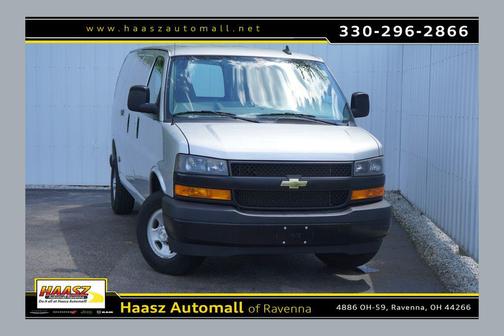 Silver Ice Metallic 2019 Chevrolet Express 2500 Work Van