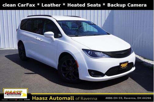 2018 Chrysler Pacifica Touring-L